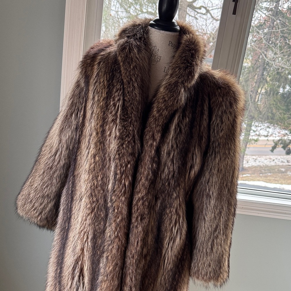 Women's Brown Fur Coat - Luxurious Full-Length Outerwear